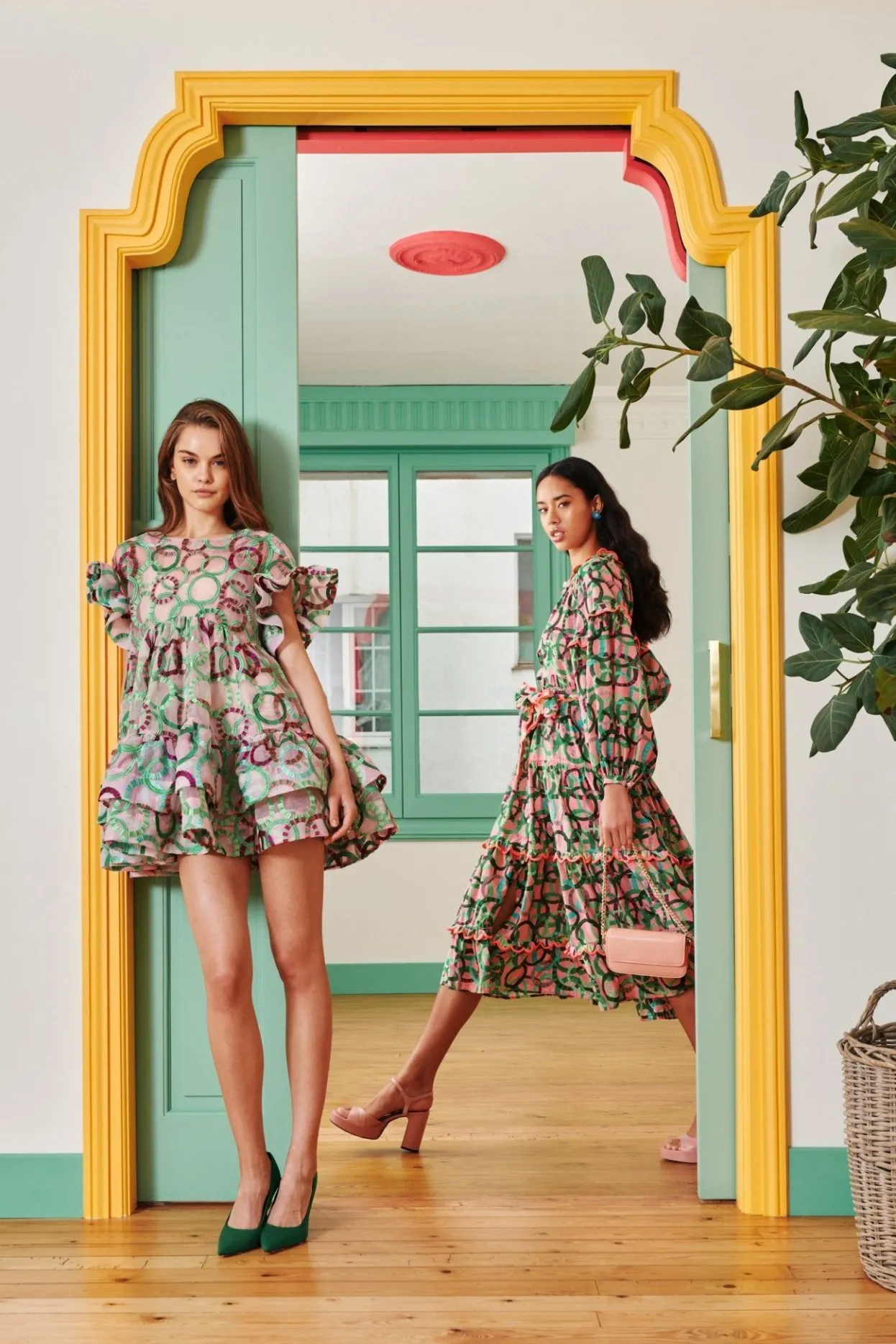 Celia B Dresses>Coral Dress Green