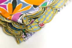 Celia B Homeware>Daisies Table Cloth