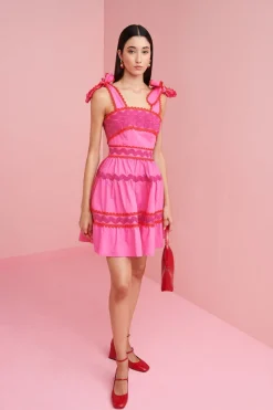 Celia B Dresses><noscript><img width=